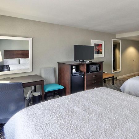 Hampton Inn & Suites Albuquerque Airport Bagian luar foto