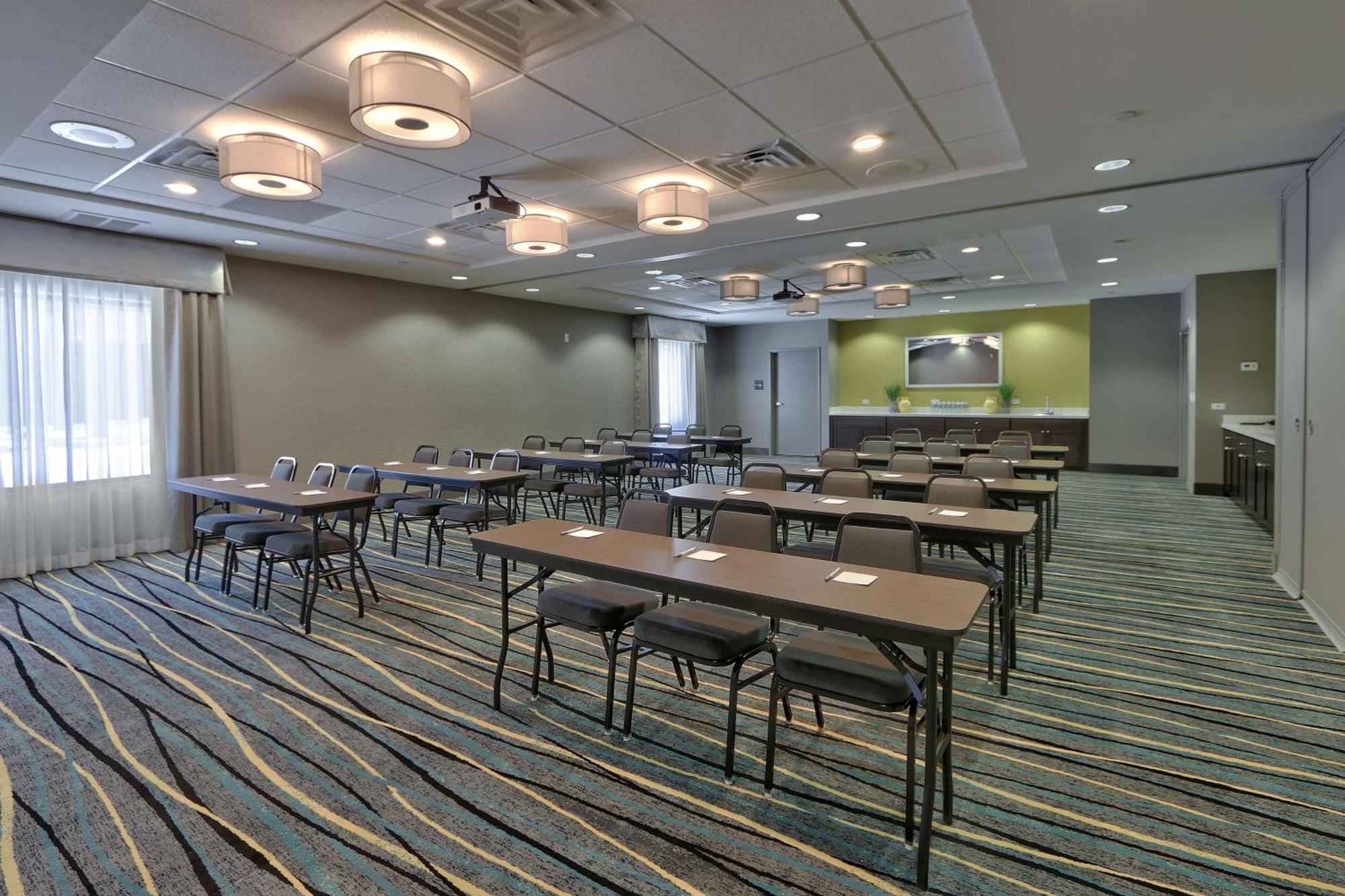 Hampton Inn & Suites Albuquerque Airport Bagian luar foto