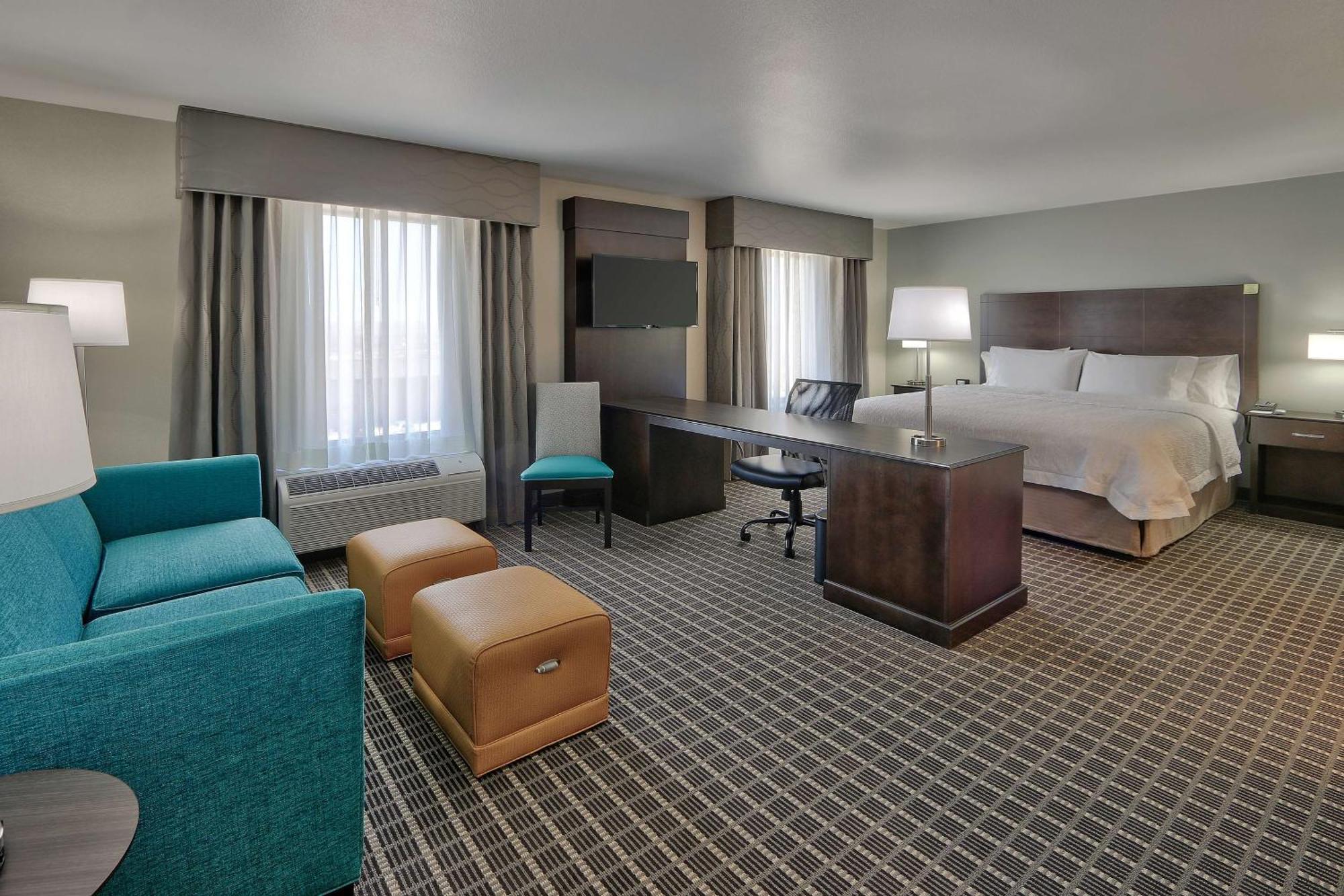 Hampton Inn & Suites Albuquerque Airport Bagian luar foto