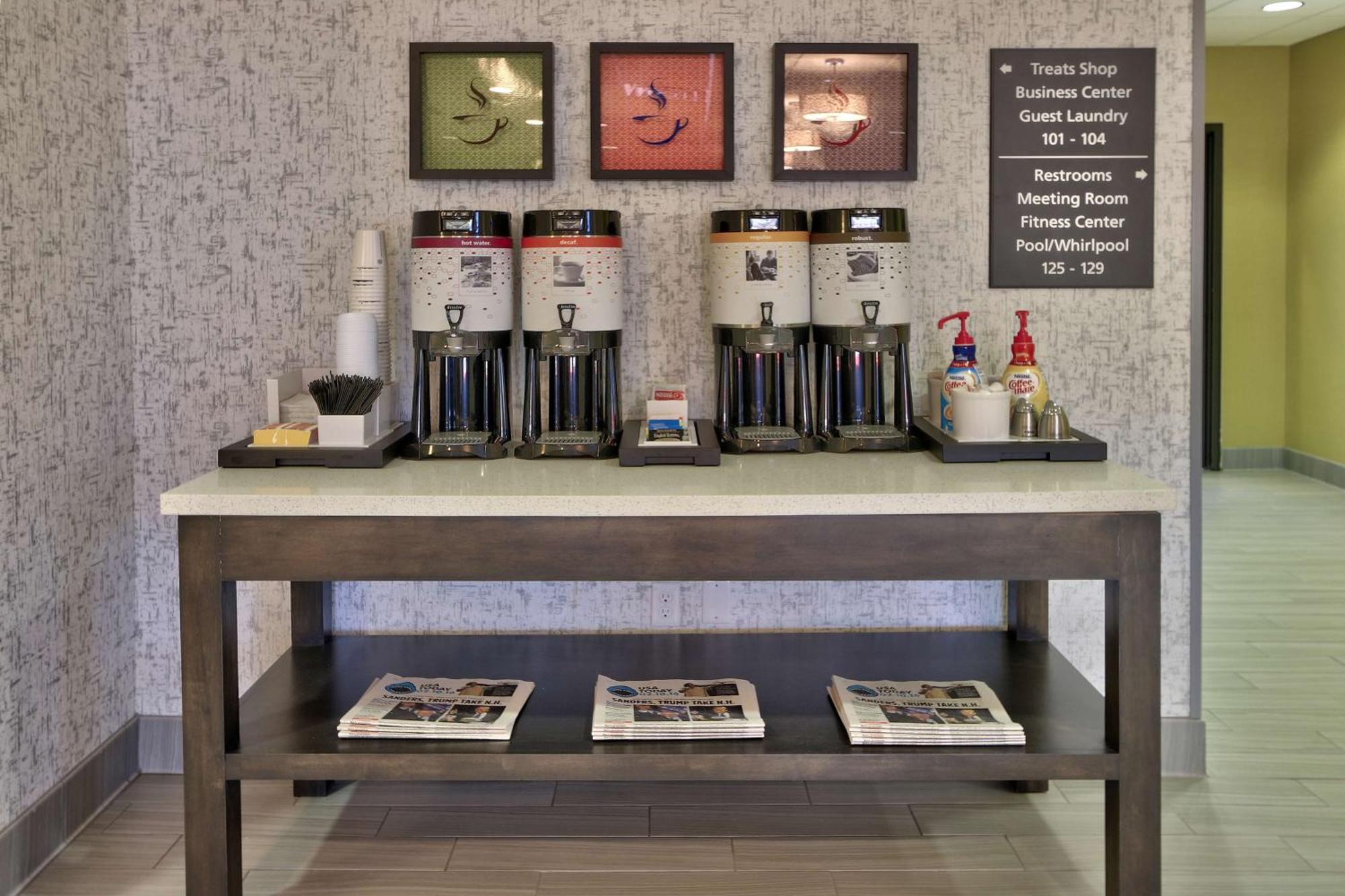 Hampton Inn & Suites Albuquerque Airport Bagian luar foto